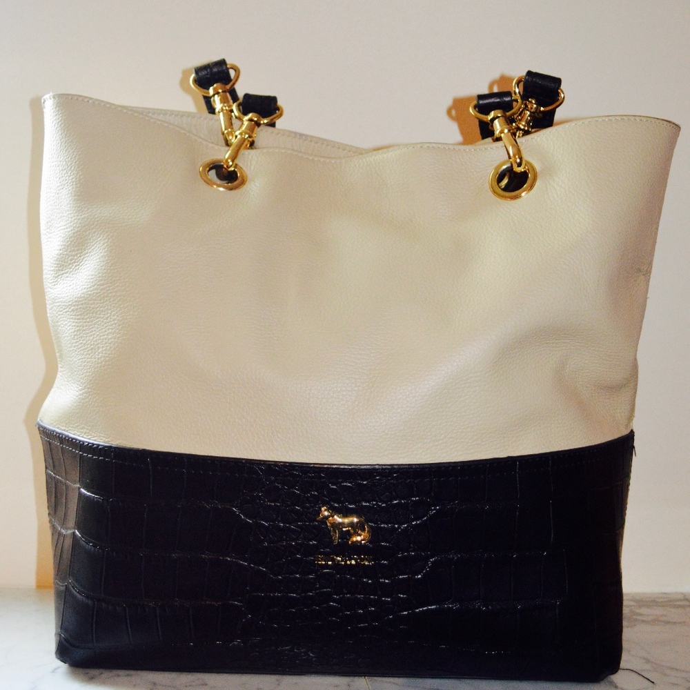 Emma Fox Tote Bag